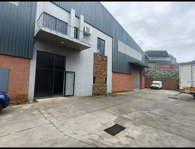 INDUSTRIAL PROPERTY TO RENT IN COSMO BUSINESS PARK